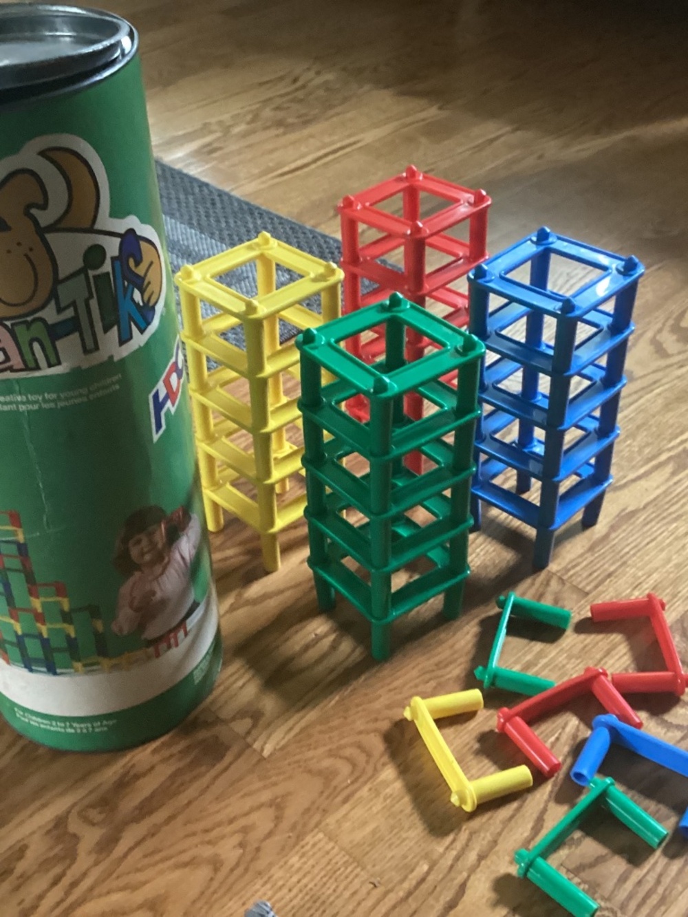 Vintage Ji-Gan-Tiks Creative Tower Building Blocks Toy w Canister & Lid 26 pc